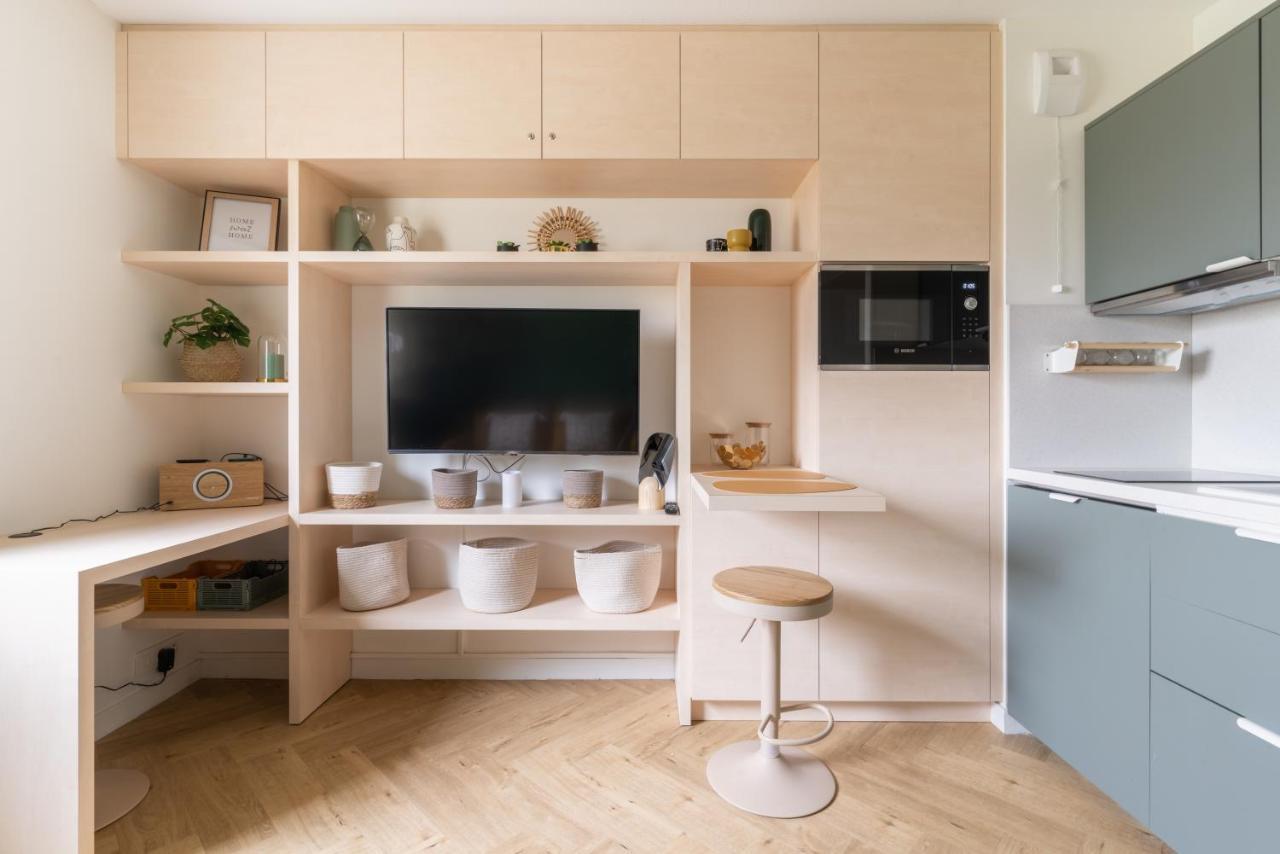 Studio Refait A Neuf Avec Parking En Bord De Loire Nantes Esterno foto