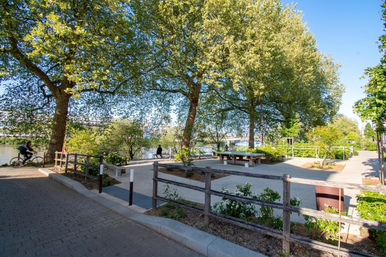 Studio Refait A Neuf Avec Parking En Bord De Loire Nantes Esterno foto
